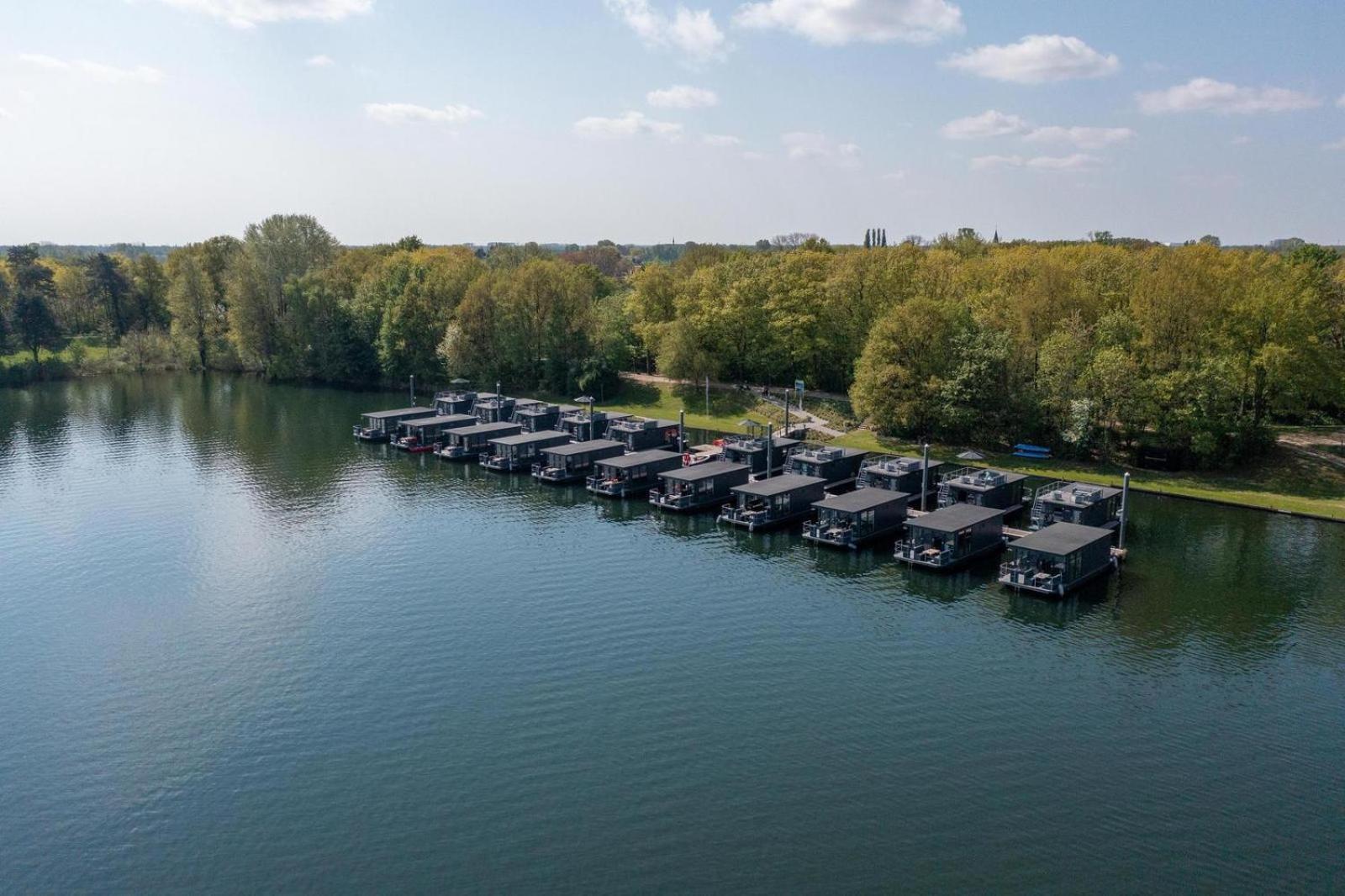 Houseboat Marina Mookerplas 4-6 Persons Plasmolen Exterior foto