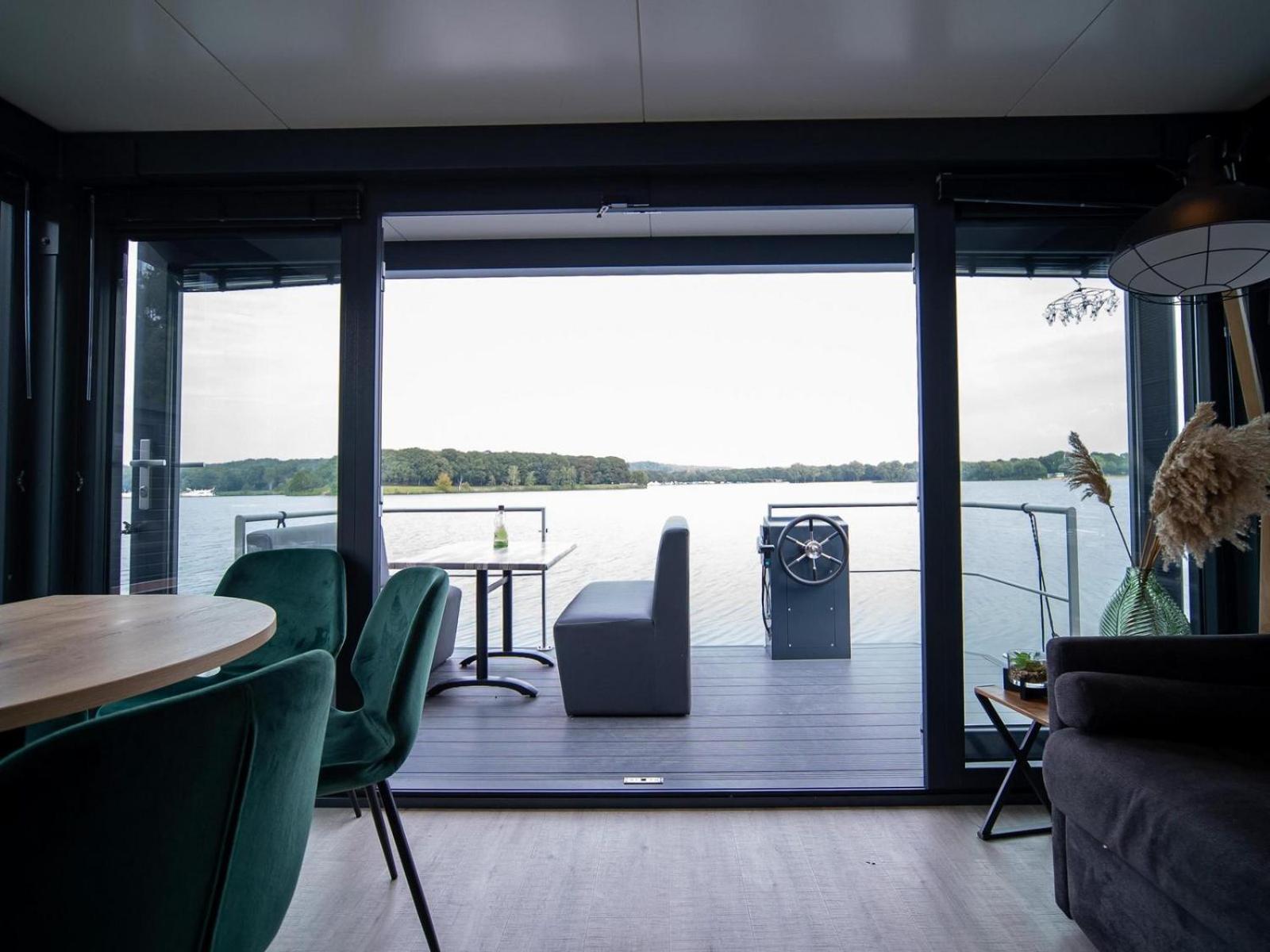 Houseboat Marina Mookerplas 4-6 Persons Plasmolen Exterior foto
